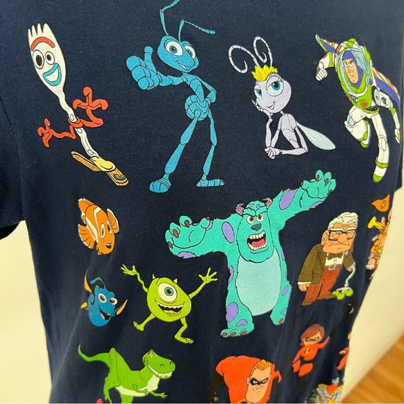 Disney Pixar Cartoon Character Navy Blue Unisex T-Shirt Sz Medium - Picture 3 of 9